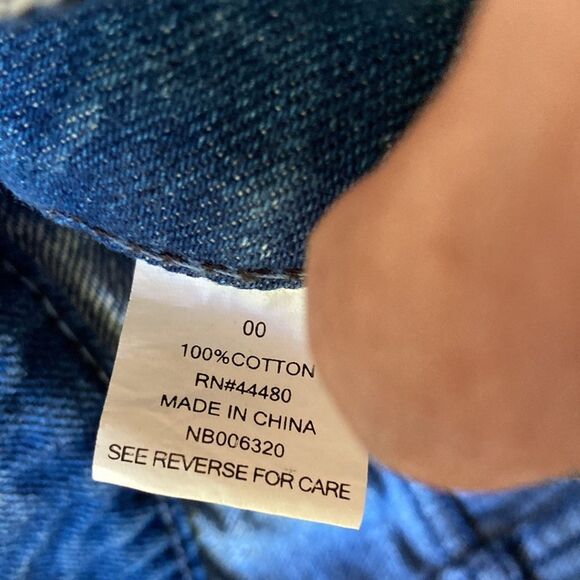 Love Fire Distressed Embellished Raw Hem Shorts Size 00 New With Tags - Picture 10 of 11